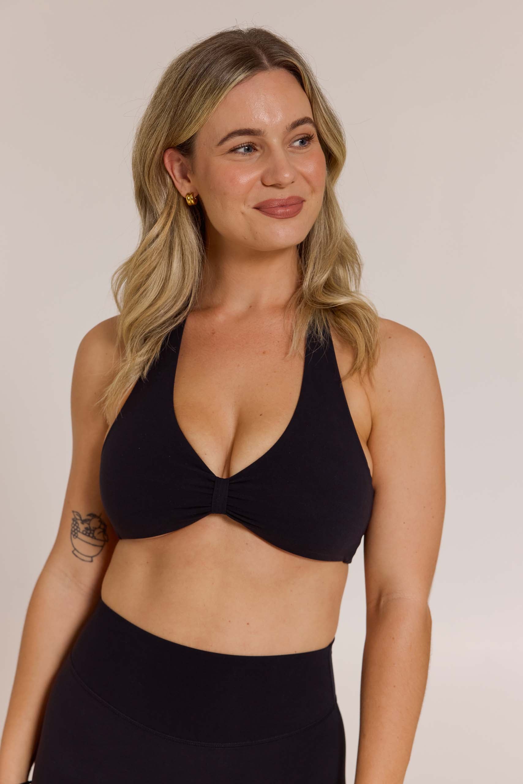 ELE. Signature Crop | Black